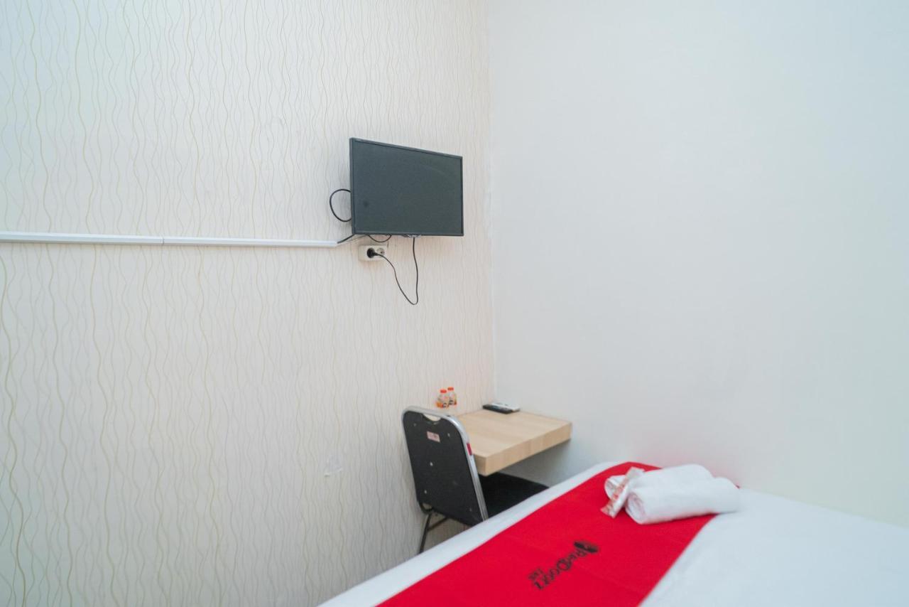 Reddoorz Near Flyover Arjosari מאלאנג מראה חיצוני תמונה