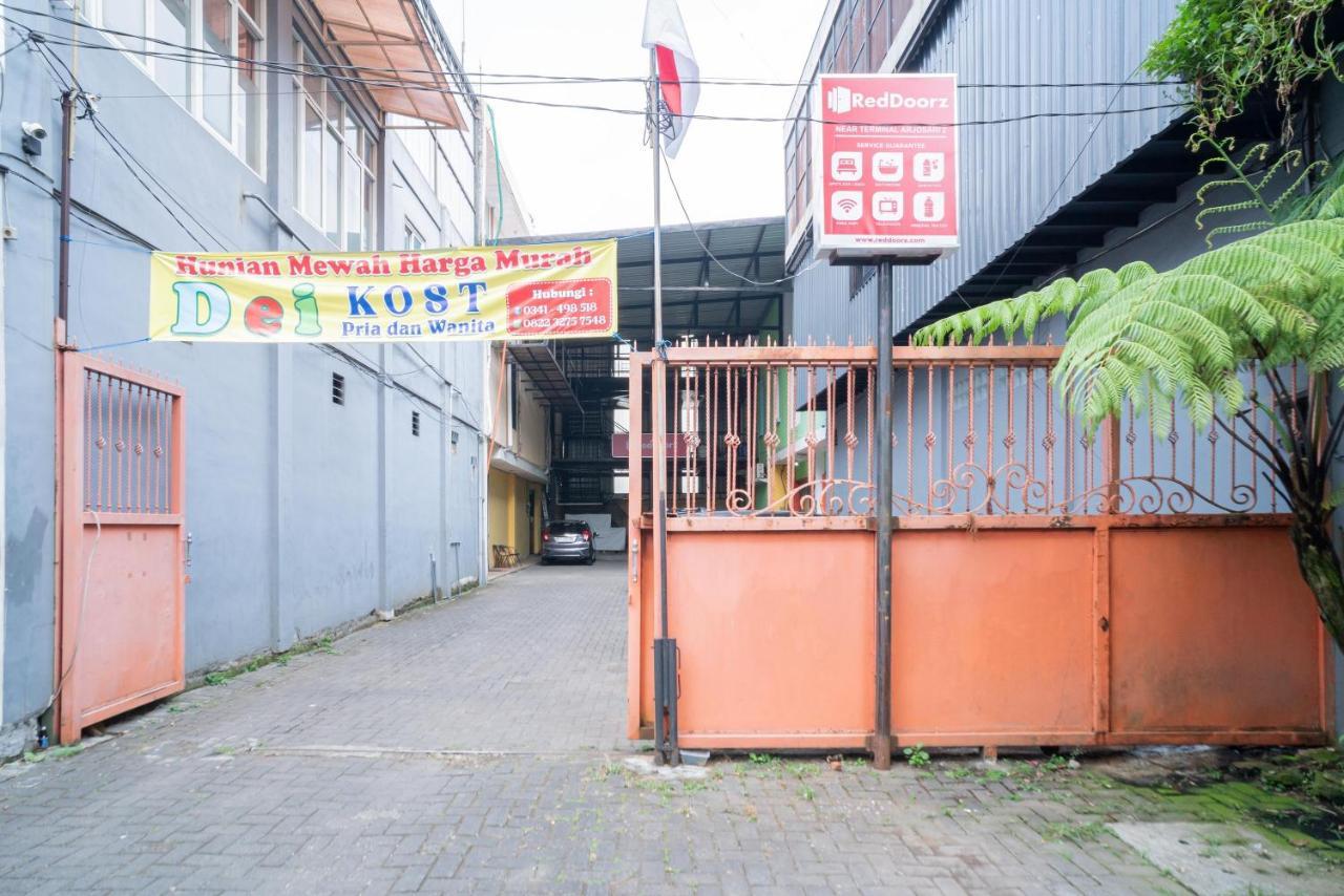 Reddoorz Near Flyover Arjosari מאלאנג מראה חיצוני תמונה