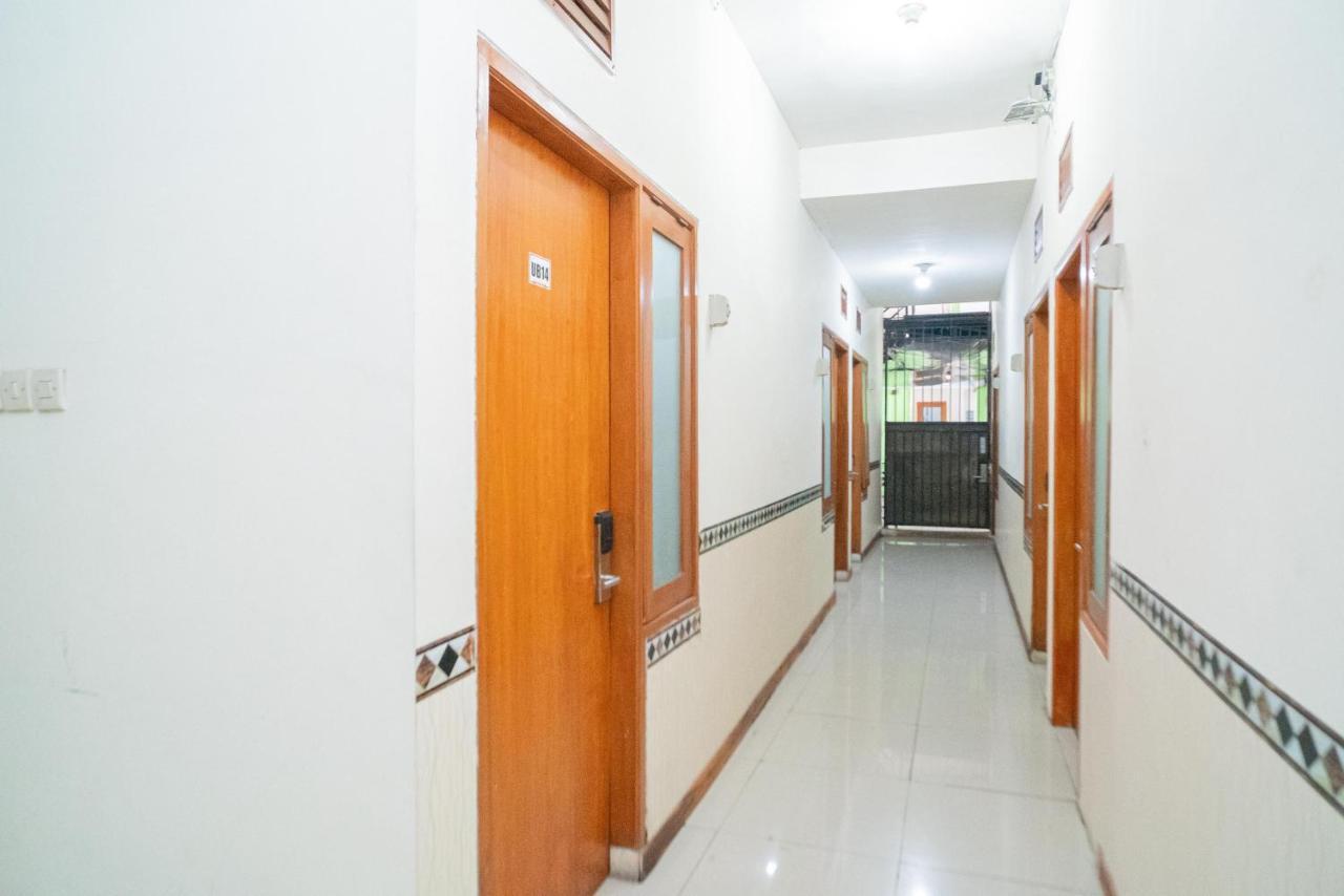 Reddoorz Near Flyover Arjosari מאלאנג מראה חיצוני תמונה