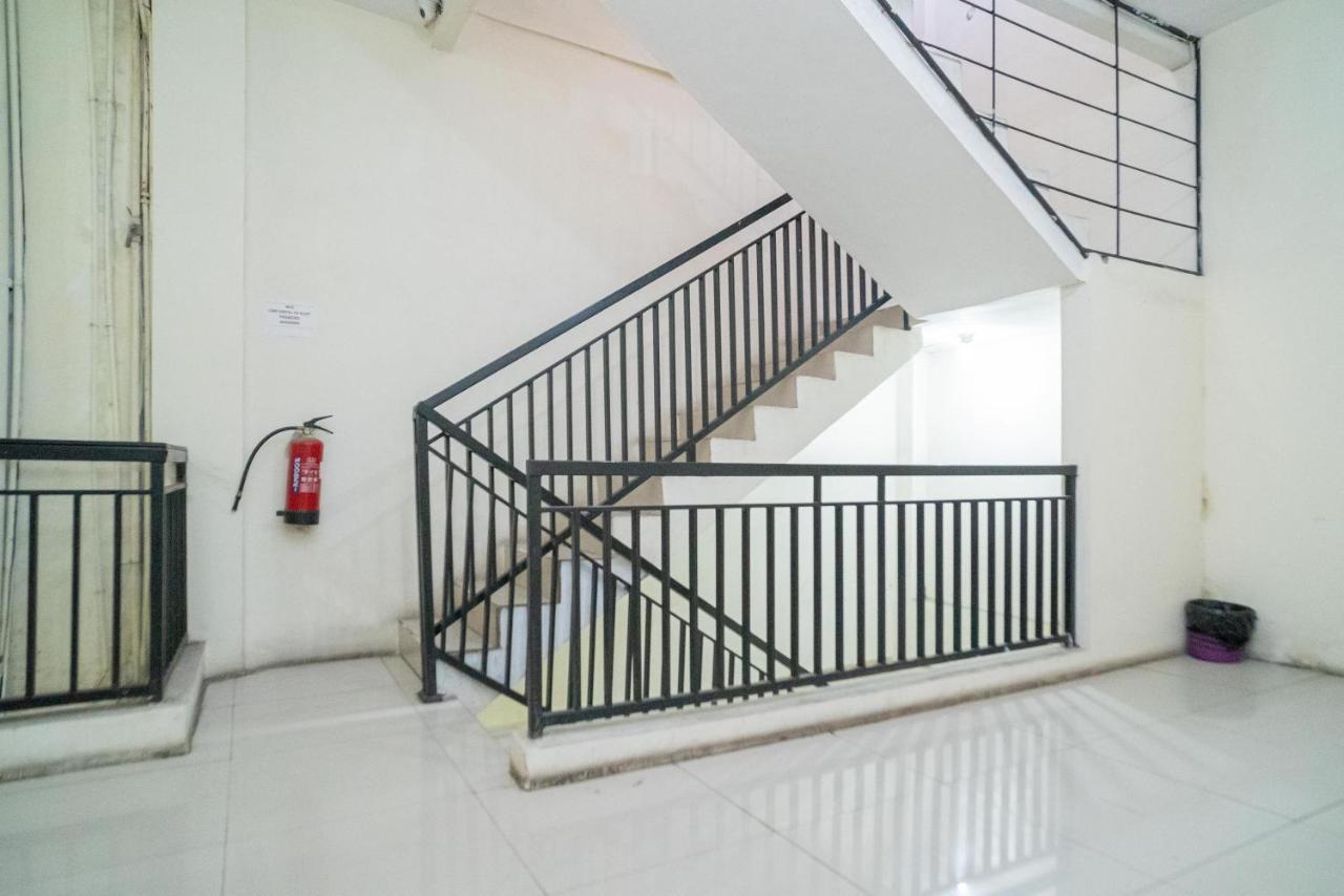 Reddoorz Near Flyover Arjosari מאלאנג מראה חיצוני תמונה